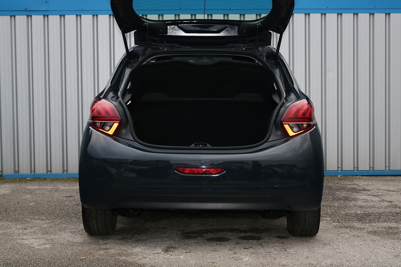 Used Peugeot 208 2016 for sale - 77288672: Photo 30