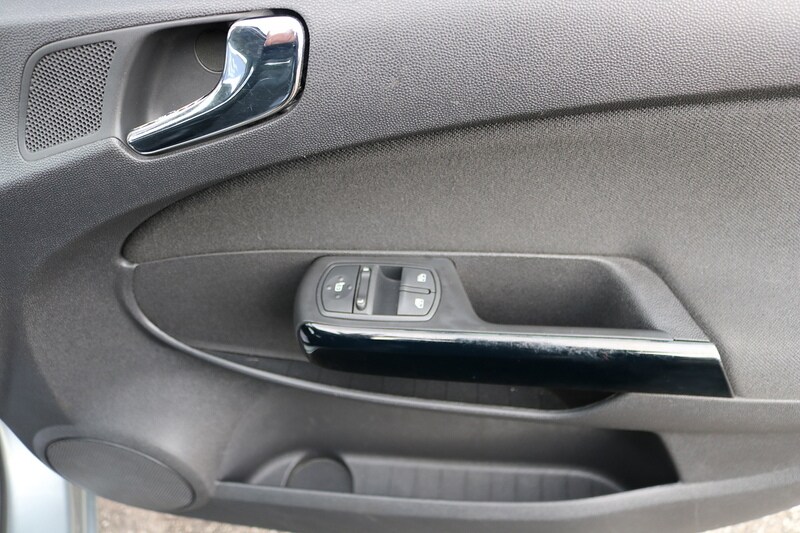 Used Vauxhall Corsa 2012 for sale - 77609506: Photo 20