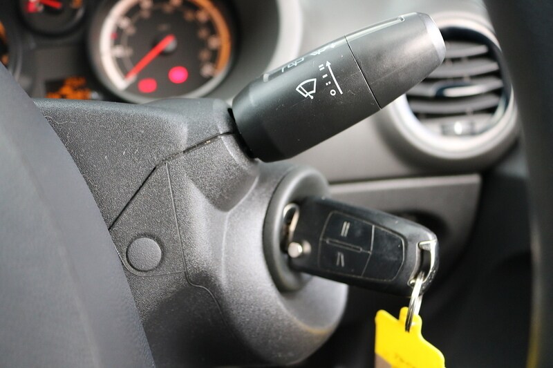 Used Vauxhall Corsa 2012 for sale - 77609506: Photo 26