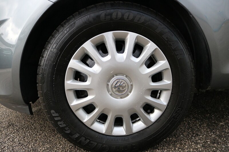 Used Vauxhall Corsa 2012 for sale - 77609506: Photo 8