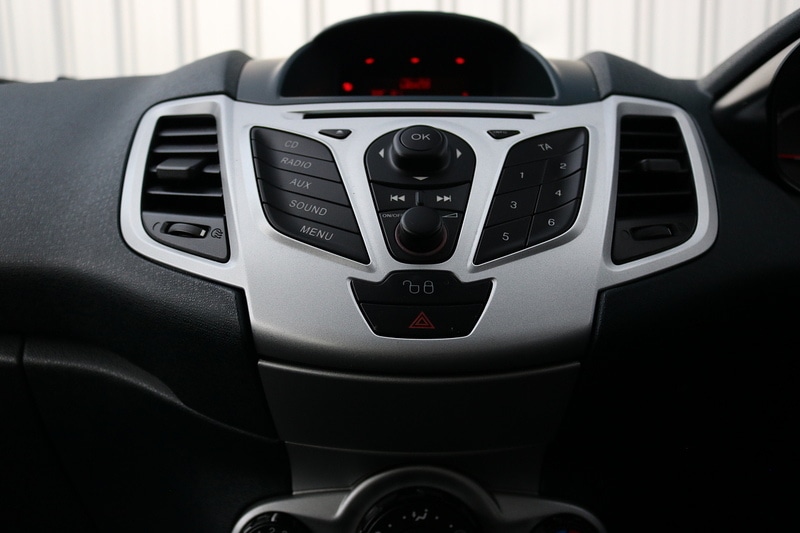 Used Ford Fiesta 2011 for sale - 77288667: Photo 8