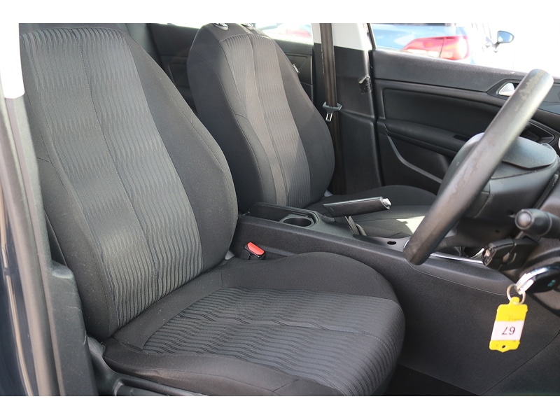 Used Peugeot 308 2015 for sale - 76334047: Photo 14