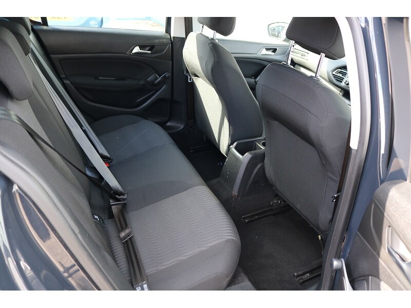 Used Peugeot 308 2015 for sale - 76334047: Photo 15