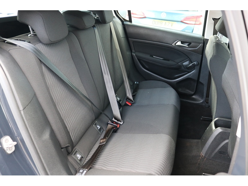 Used Peugeot 308 2015 for sale - 76334047: Photo 16