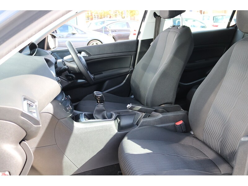 Used Peugeot 308 2015 for sale - 76334047: Photo 18