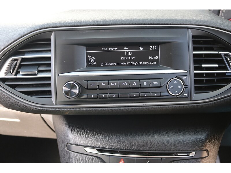 Used Peugeot 308 2015 for sale - 76334047: Photo 25