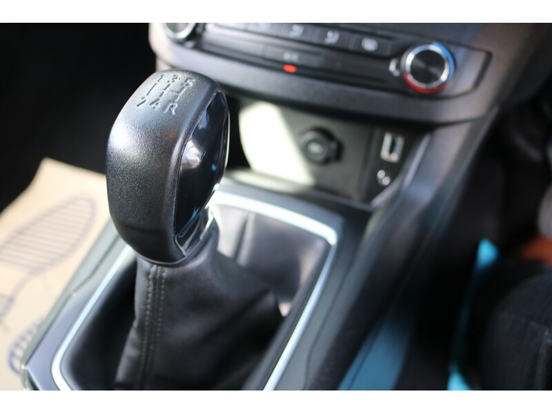 Used Peugeot 308 2015 for sale - 76334047: Photo 27