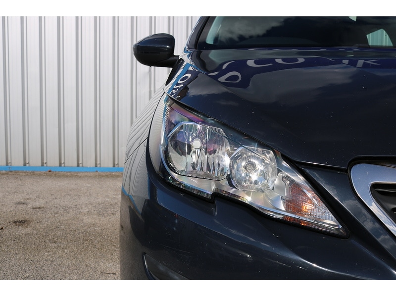 Used Peugeot 308 2015 for sale - 76334047: Photo 3