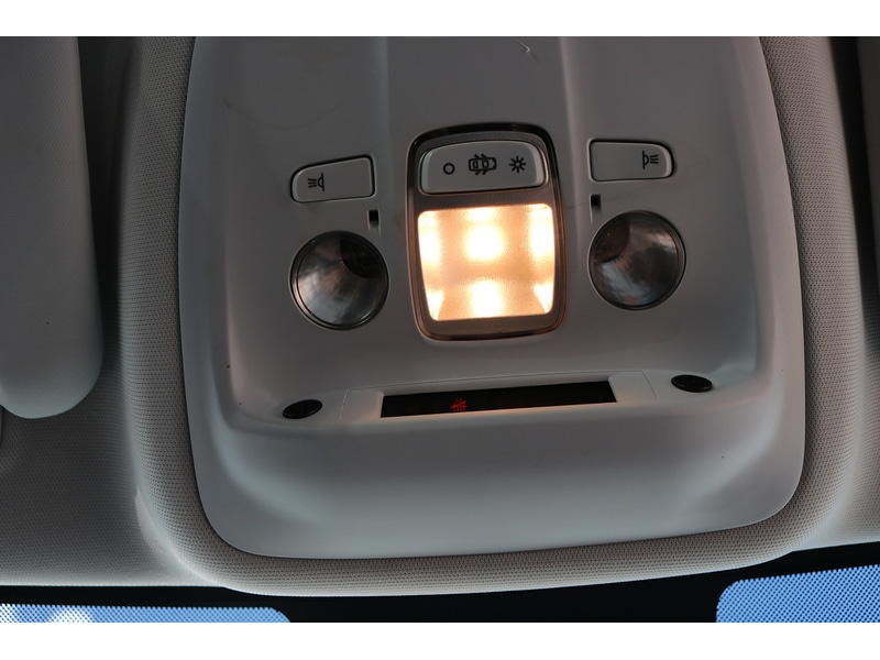 Used Peugeot 308 2015 for sale - 76334047: Photo 31