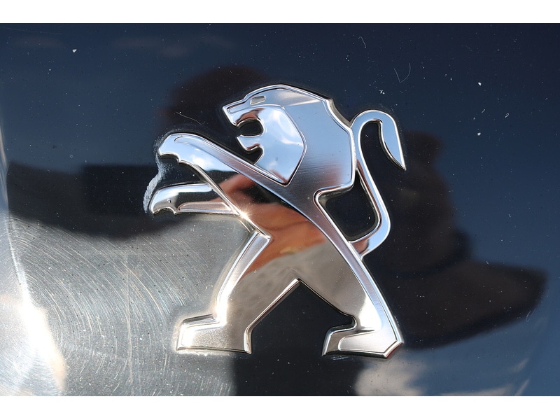 Used Peugeot 308 2015 for sale - 76334047: Photo 4