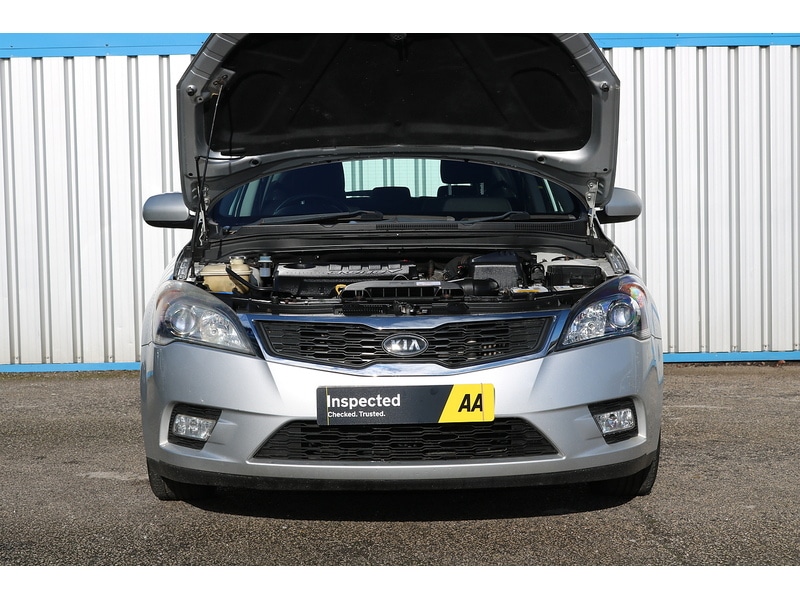 Used Kia Ceed 2018 for sale - 76323765: Photo 40