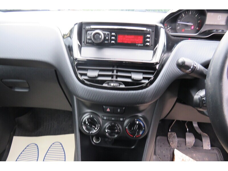 Used Peugeot 208 2016 for sale - 74449654: Photo 19