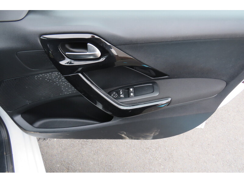 Used Peugeot 208 2016 for sale - 74449654: Photo 22