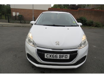 Used Peugeot 208 2016 for sale - 74449654: Photo