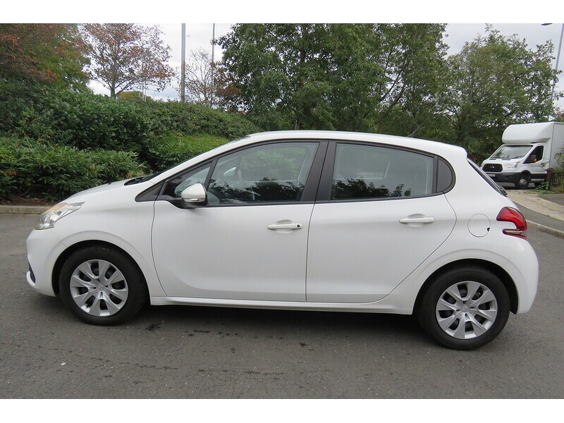 Used Peugeot 208 2016 for sale - 74449654: Photo 4