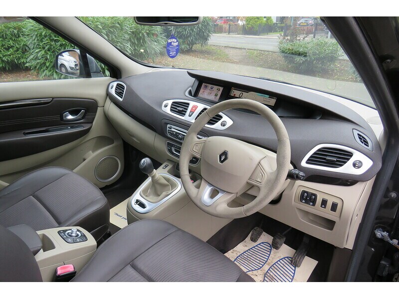 Used Renault Scenic 2010 for sale - 75427383: Photo 9