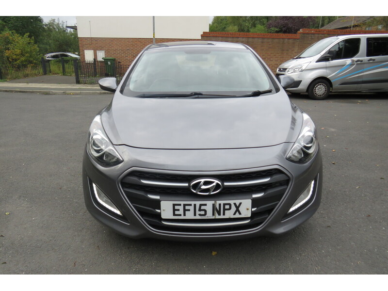 Used Hyundai i30 2015 for sale - 75168824: Photo 2