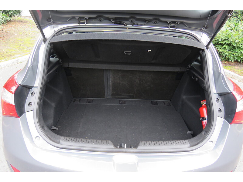 Used Hyundai i30 2015 for sale - 75168824: Photo 24