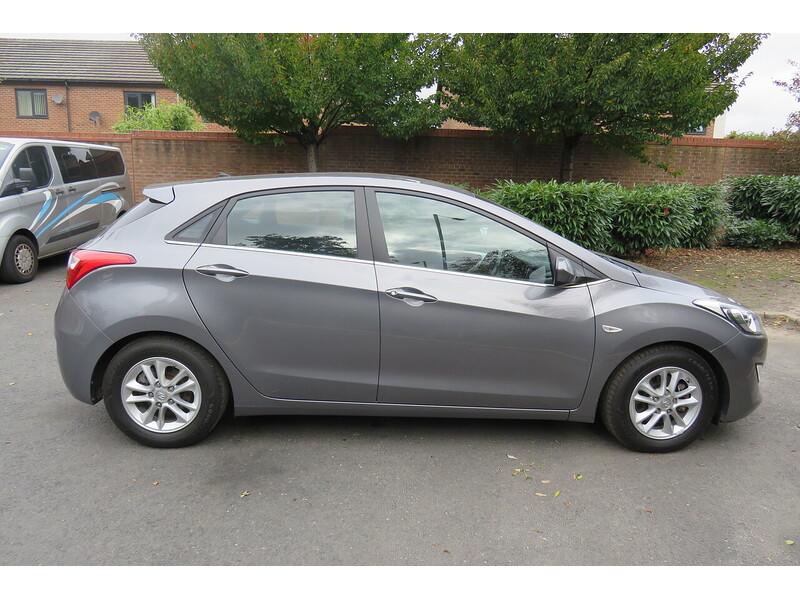 Used Hyundai i30 2015 for sale - 75168824: Photo 8