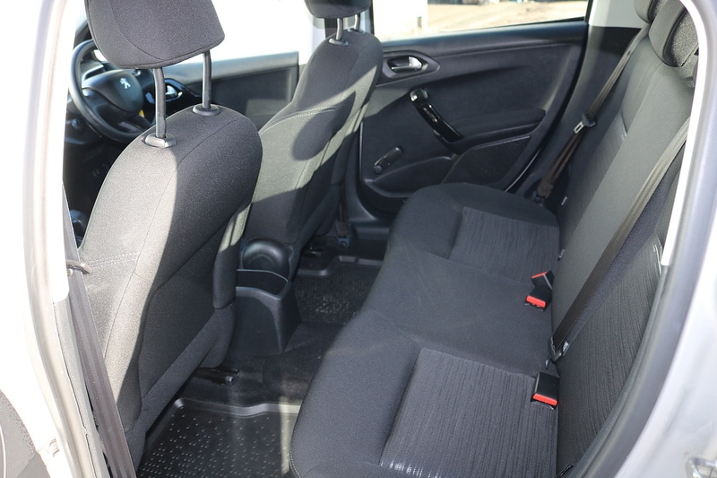 Used Peugeot 208 2015 for sale - 76836666: Photo 18