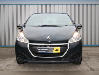 Used Peugeot 208 2016 for sale - 78709502: Photo