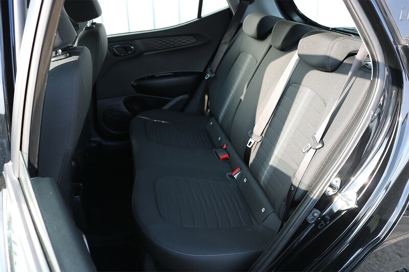 Used Hyundai i10 2021 for sale - 77963613: Photo 6