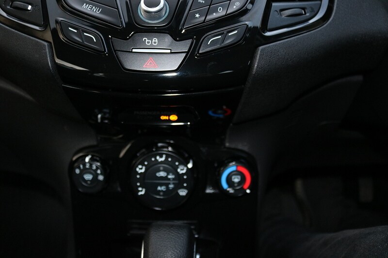 Used Ford Fiesta for sale - 77846440: Photo 24