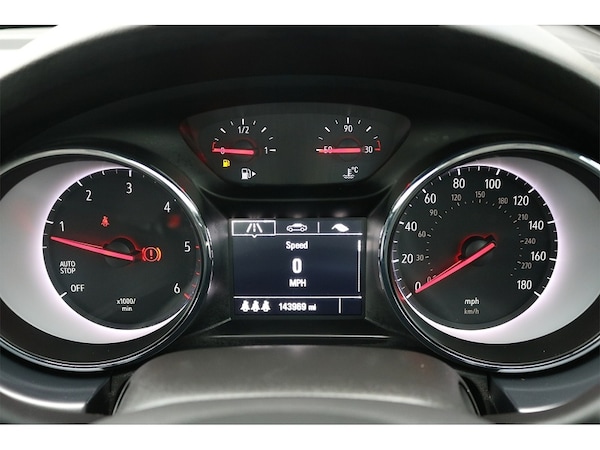 Used Vauxhall Astra 2017 for sale - 74265703: Photo 12