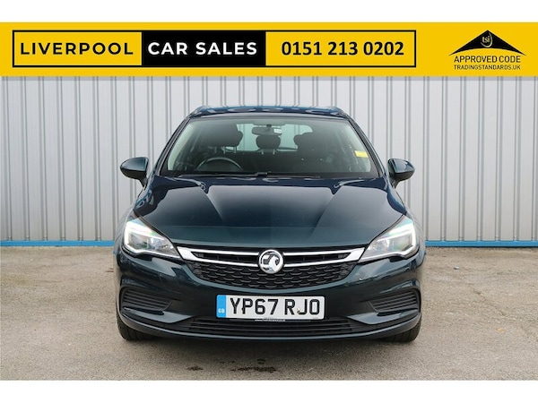 Used Vauxhall Astra 2017 for sale - 74265703: Photo 2