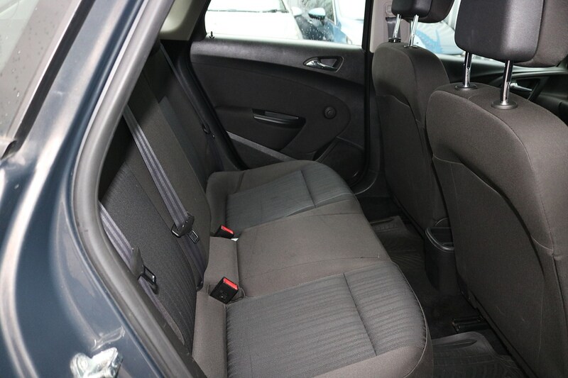 Used Vauxhall Astra 2014 for sale - 77609505: Photo 11