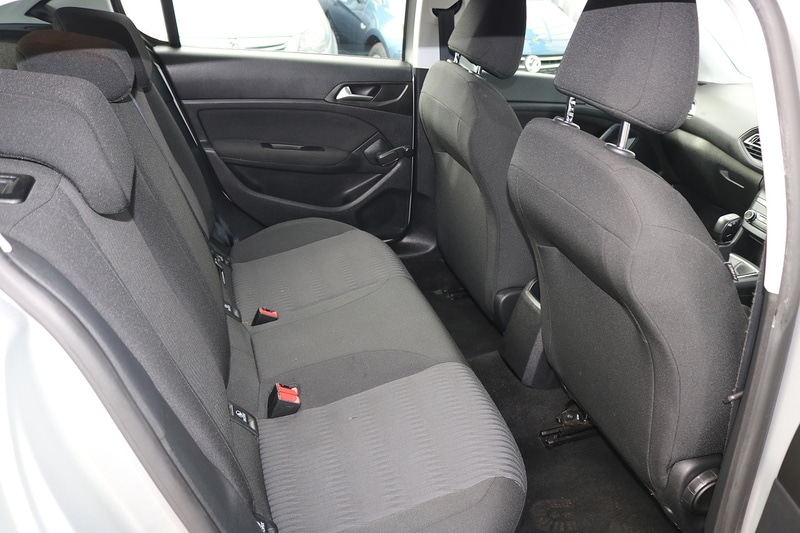 Used Peugeot 308 2015 for sale - 76836669: Photo 14