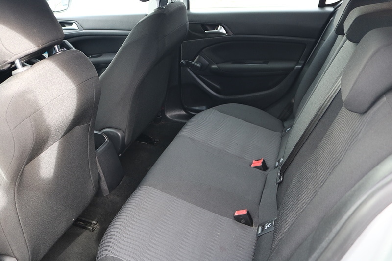 Used Peugeot 308 2015 for sale - 76836669: Photo 18