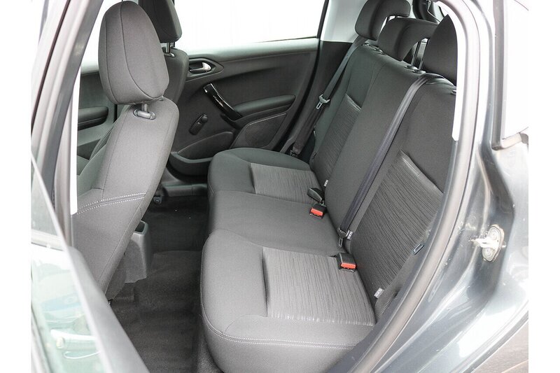 Used Peugeot 208 2016 for sale - 77452582: Photo 24