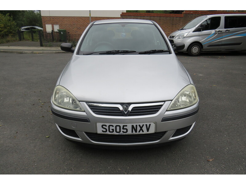 Used Vauxhall Corsa 2005 for sale - 74449678: Photo 2