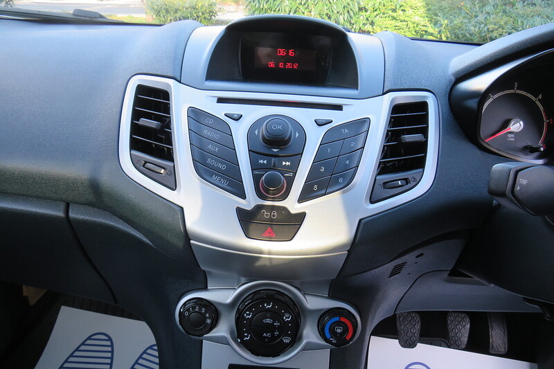 Used Ford Fiesta 2012 for sale - 76392275: Photo 19