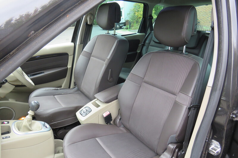 Used Renault Scenic 2010 for sale - 77337612: Photo 16