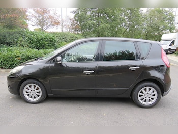 Used Renault Scenic 2010 for sale - 77337612: Photo