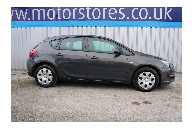 Used Vauxhall Astra 2014 for sale - 75444900: Photo 8