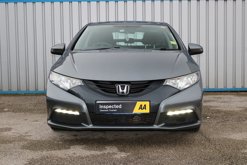Used Honda Civic 2013 for sale - 77609509: Photo 2