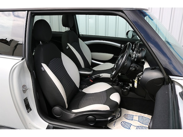 Used MINI Hatch 2010 for sale - 74265717: Photo 10