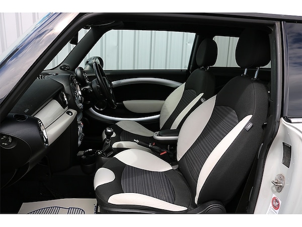 Used MINI Hatch 2010 for sale - 74265717: Photo 7