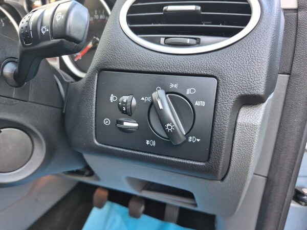 Used Ford Focus 2009 for sale - 76216798: Photo 31