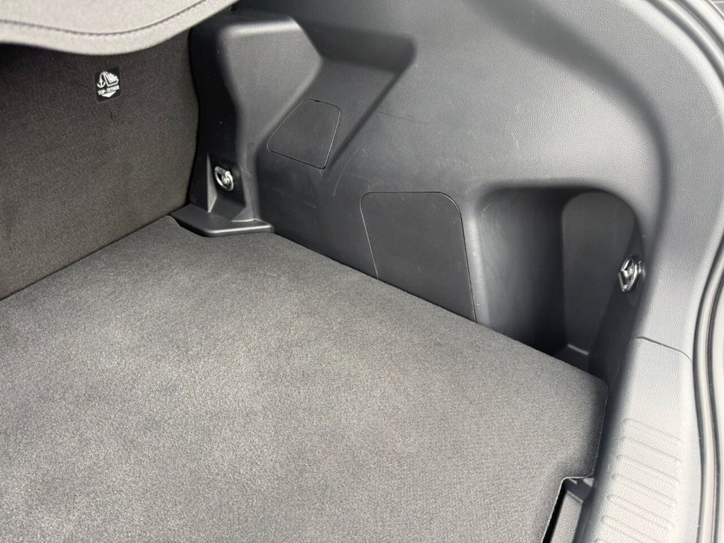 Used Toyota Yaris Cross 2023 for sale - 76098191: Photo 10
