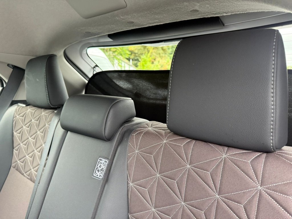 Used Toyota Yaris Cross 2023 for sale - 76098191: Photo 12