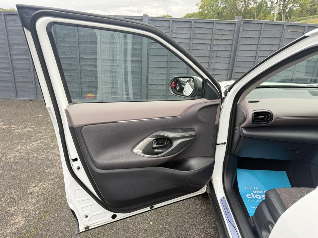 Used Toyota Yaris Cross 2023 for sale - 76098191: Photo 26