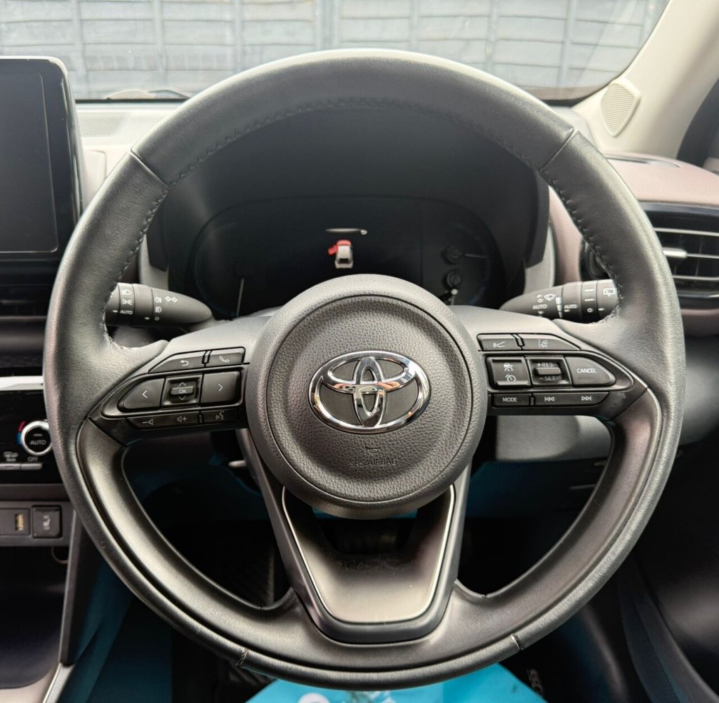 Used Toyota Yaris Cross 2023 for sale - 76098191: Photo 33
