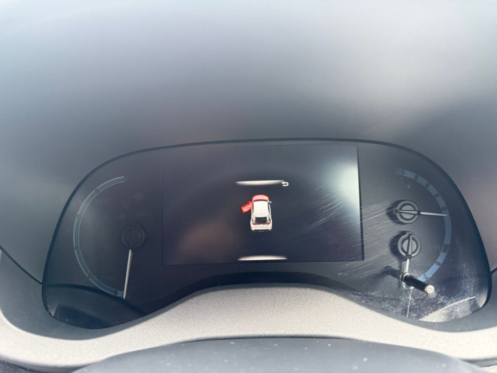 Used Toyota Yaris Cross 2023 for sale - 76098191: Photo 34
