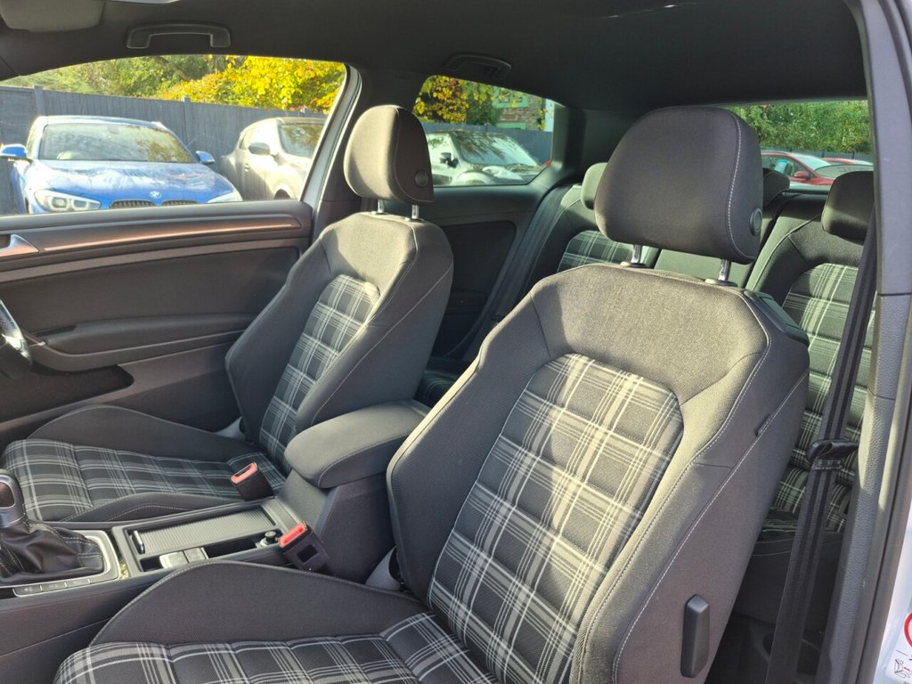 Used Volkswagen Golf 2019 for sale - 76604520: Photo 14