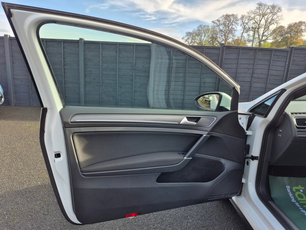 Used Volkswagen Golf 2019 for sale - 76604520: Photo 17