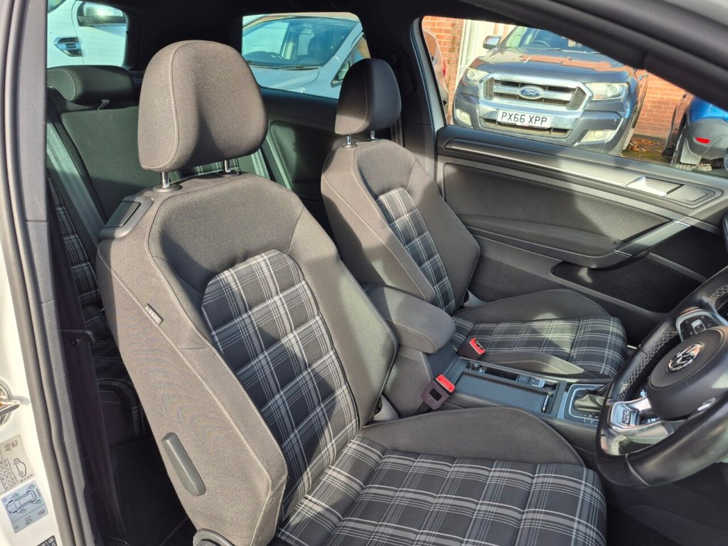 Used Volkswagen Golf 2019 for sale - 76604520: Photo 28